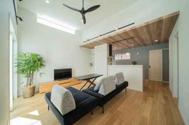 『コンパクトに建てて、贅沢に暮らす。19坪の平屋』 アイキャッチ画像